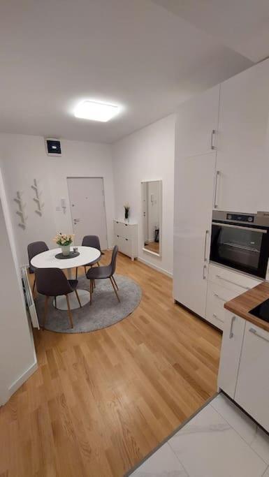 Apartment Green Lux Belgrad Exterior foto
